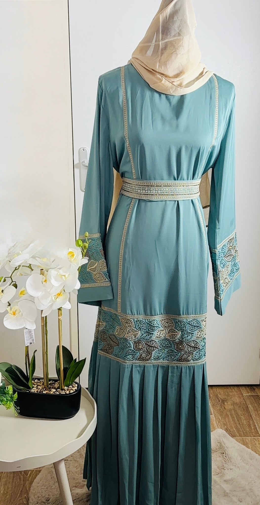 Abaya Inaya