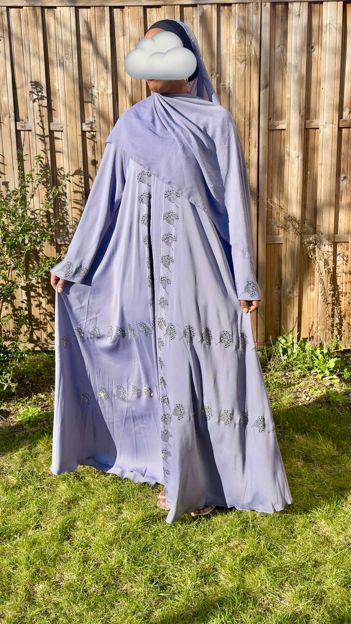 Abaya odilia