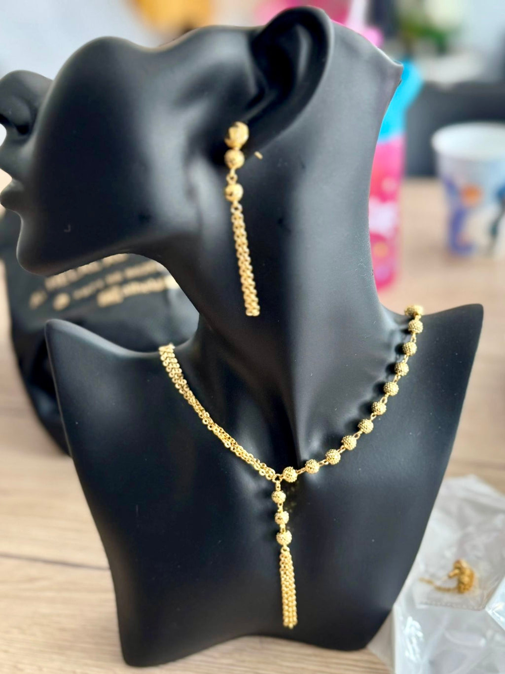 Parure collier et boucles d'oreilles femme plaqué or