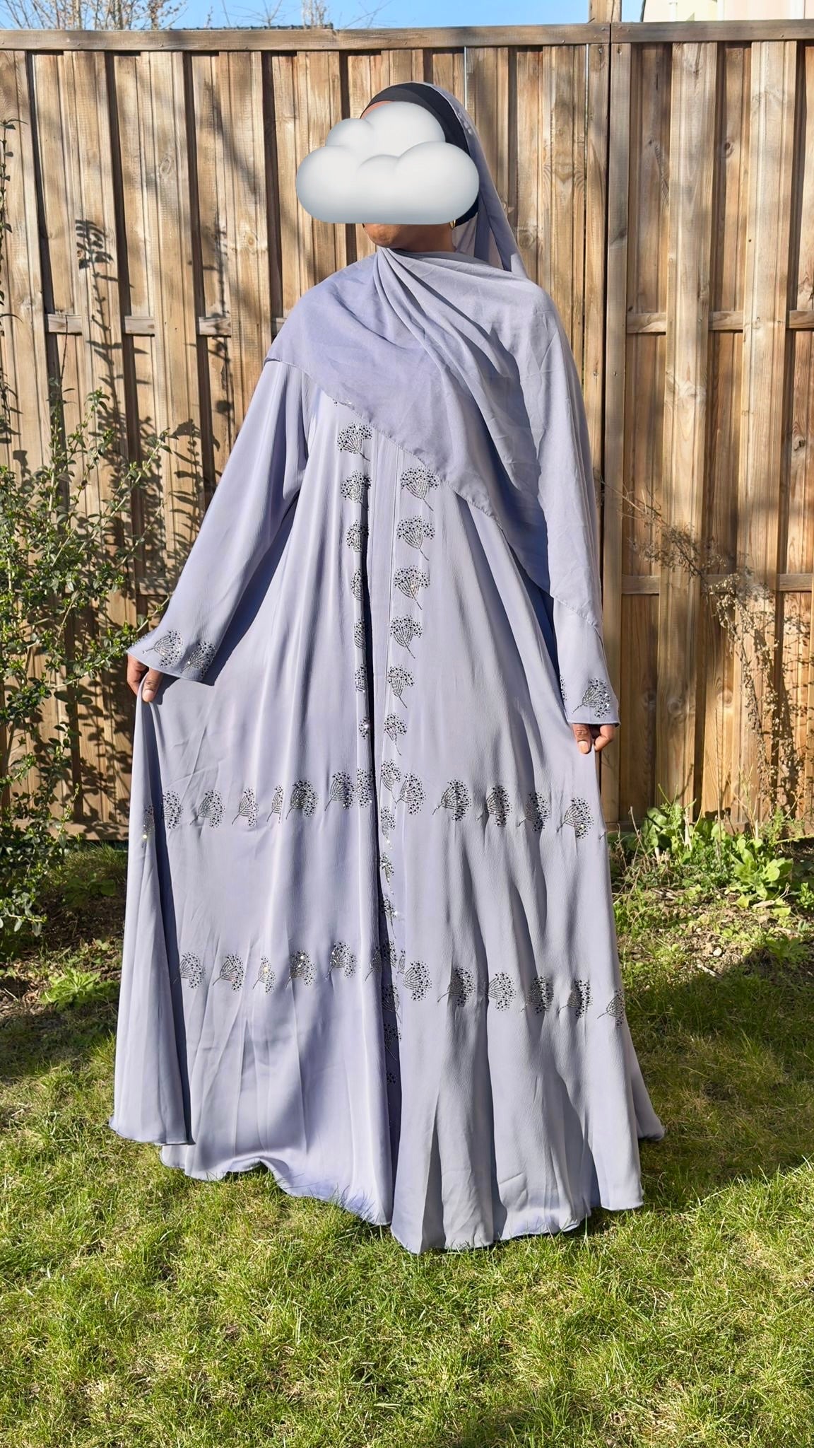 Abaya odilia