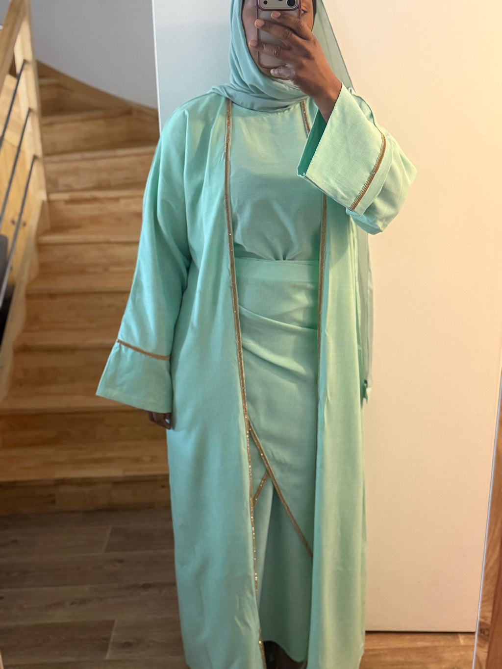 Abaya Nour