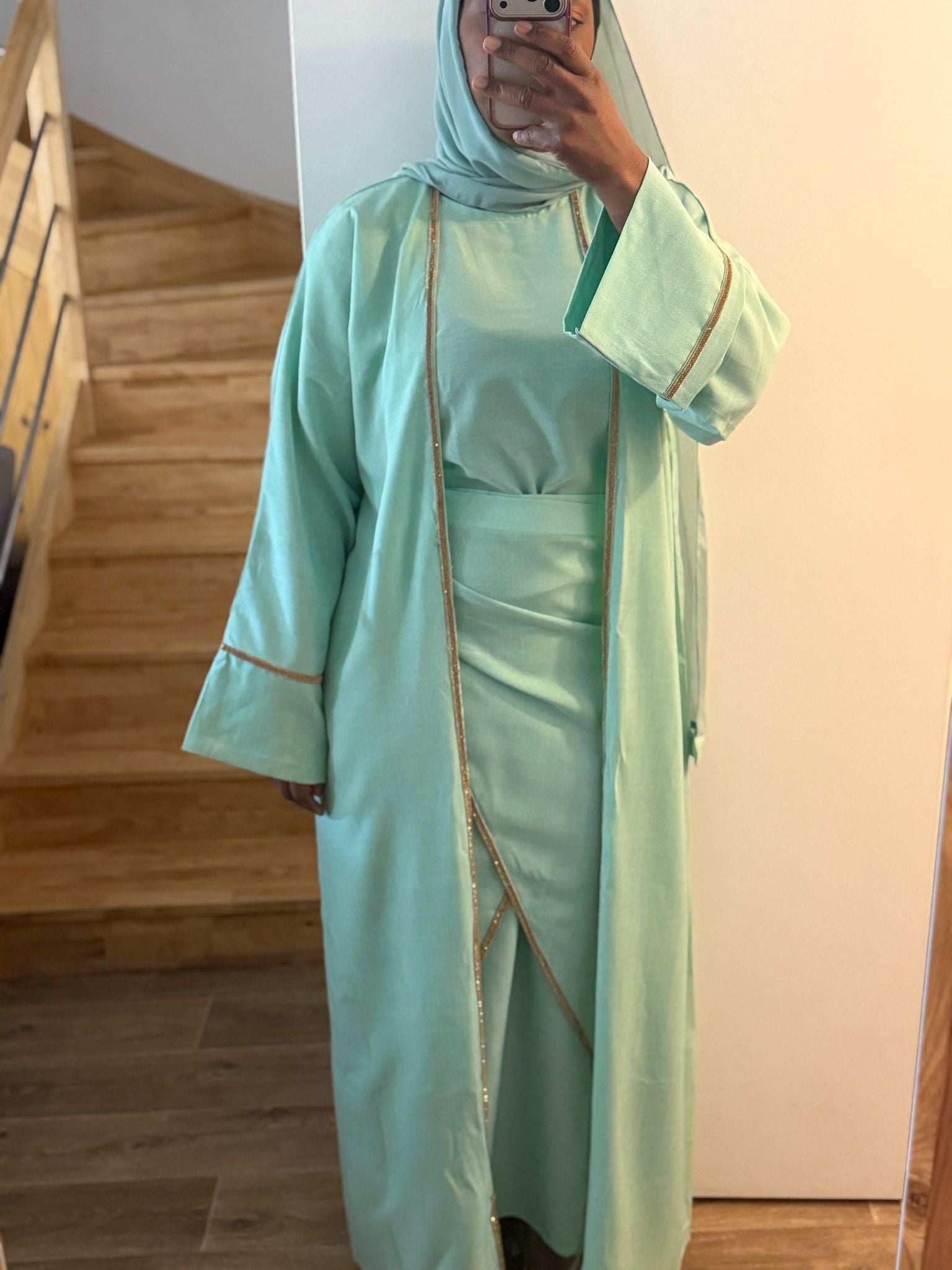 Abaya Nour