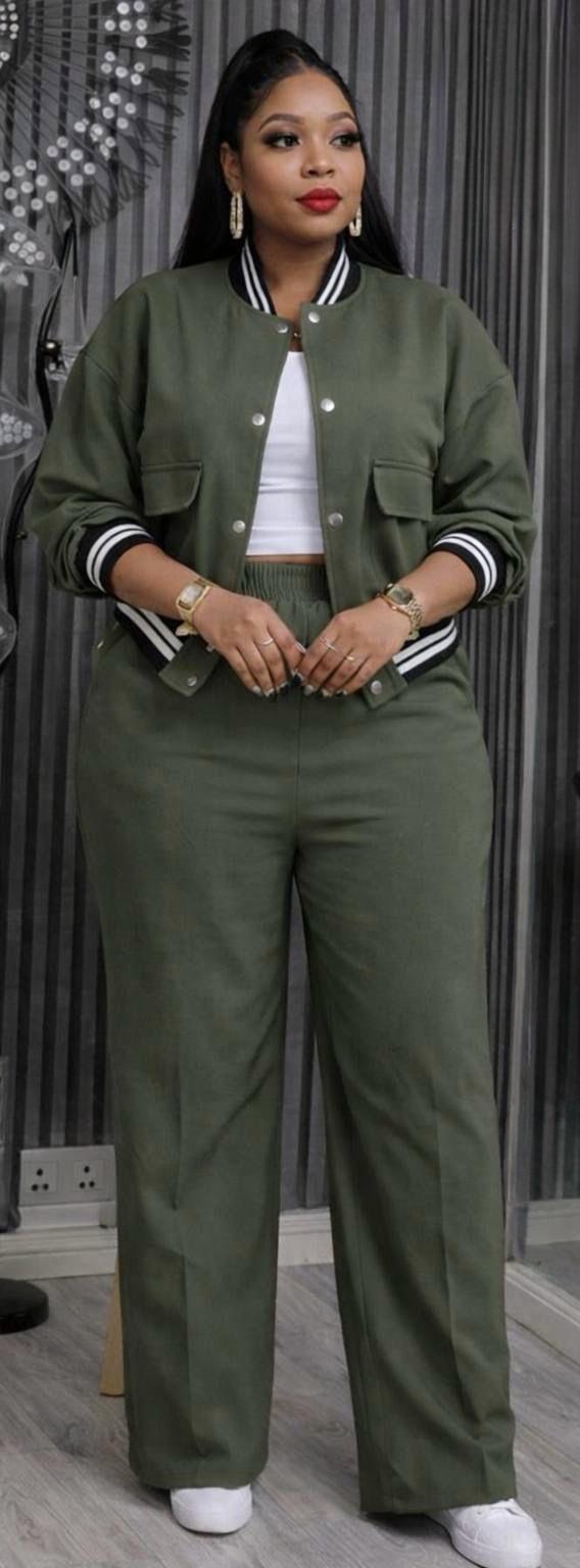 Ensemble jogging bomber Amy kaki - veste oversize et pantalon large taille haute pour femme