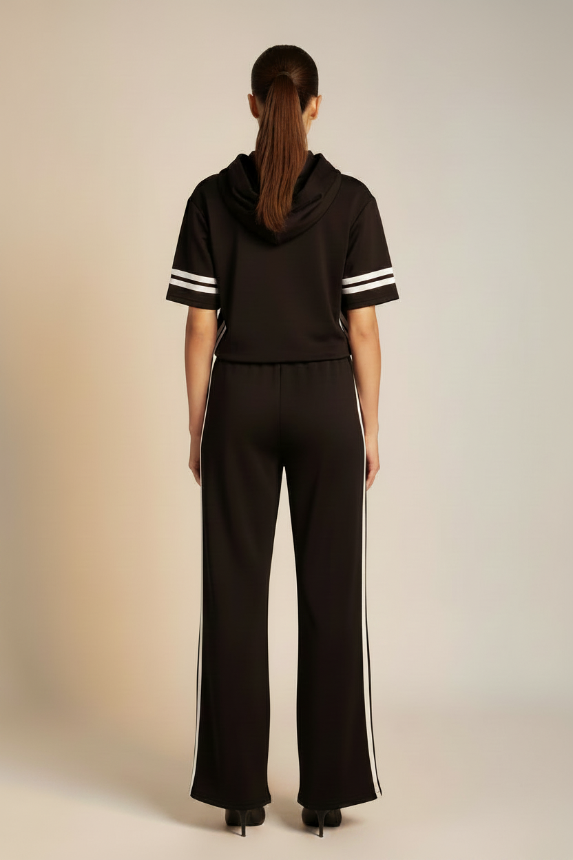 Shop by Lyah – Ensemble Safiya Femme – Hoodie & Pantalon Bandes Noir / Blanc