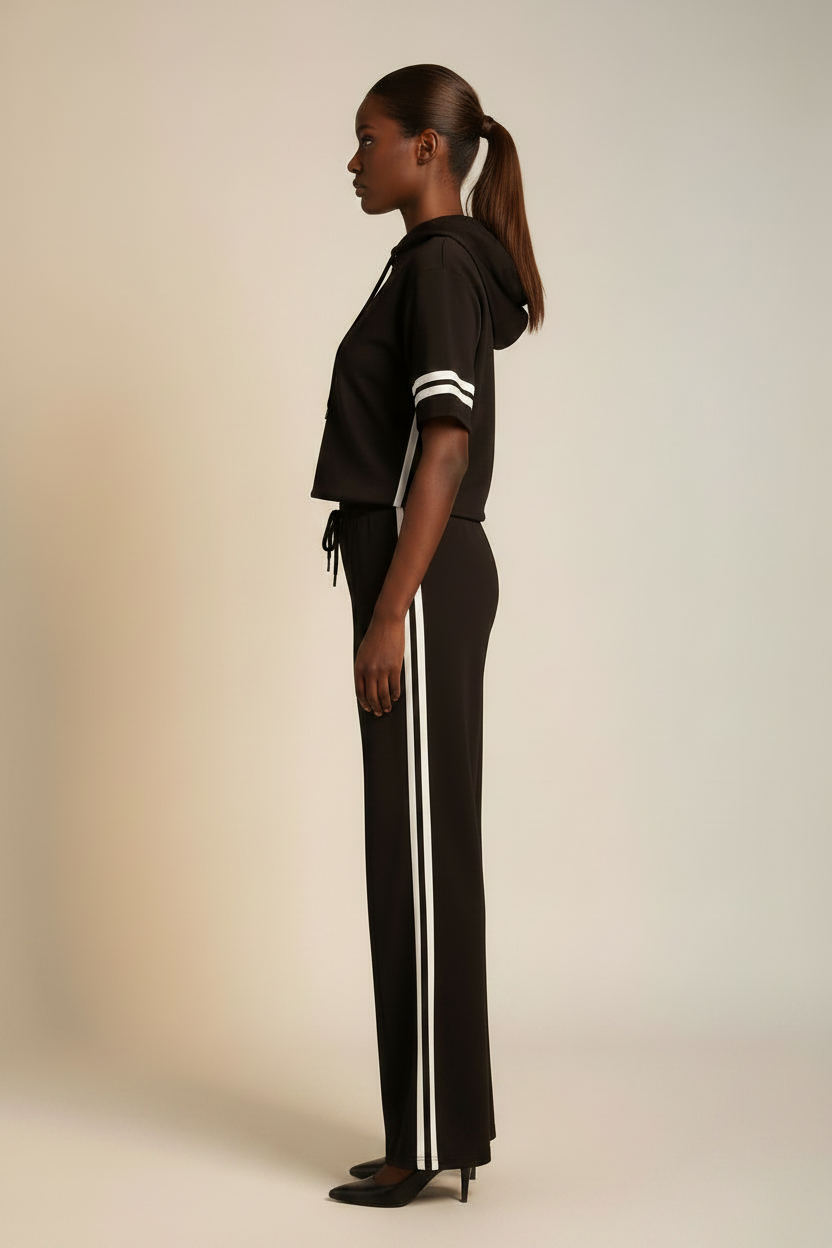 Shop by Lyah – Ensemble Safiya Femme – Hoodie & Pantalon Bandes Noir / Blanc