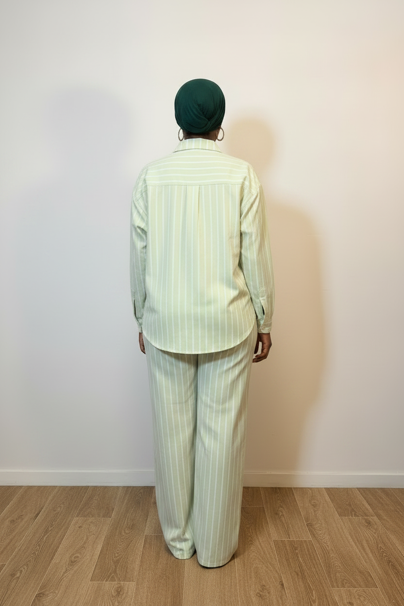 Ensemble Nadia femme vert à rayures, vue de dos, tenue deux pièces coton