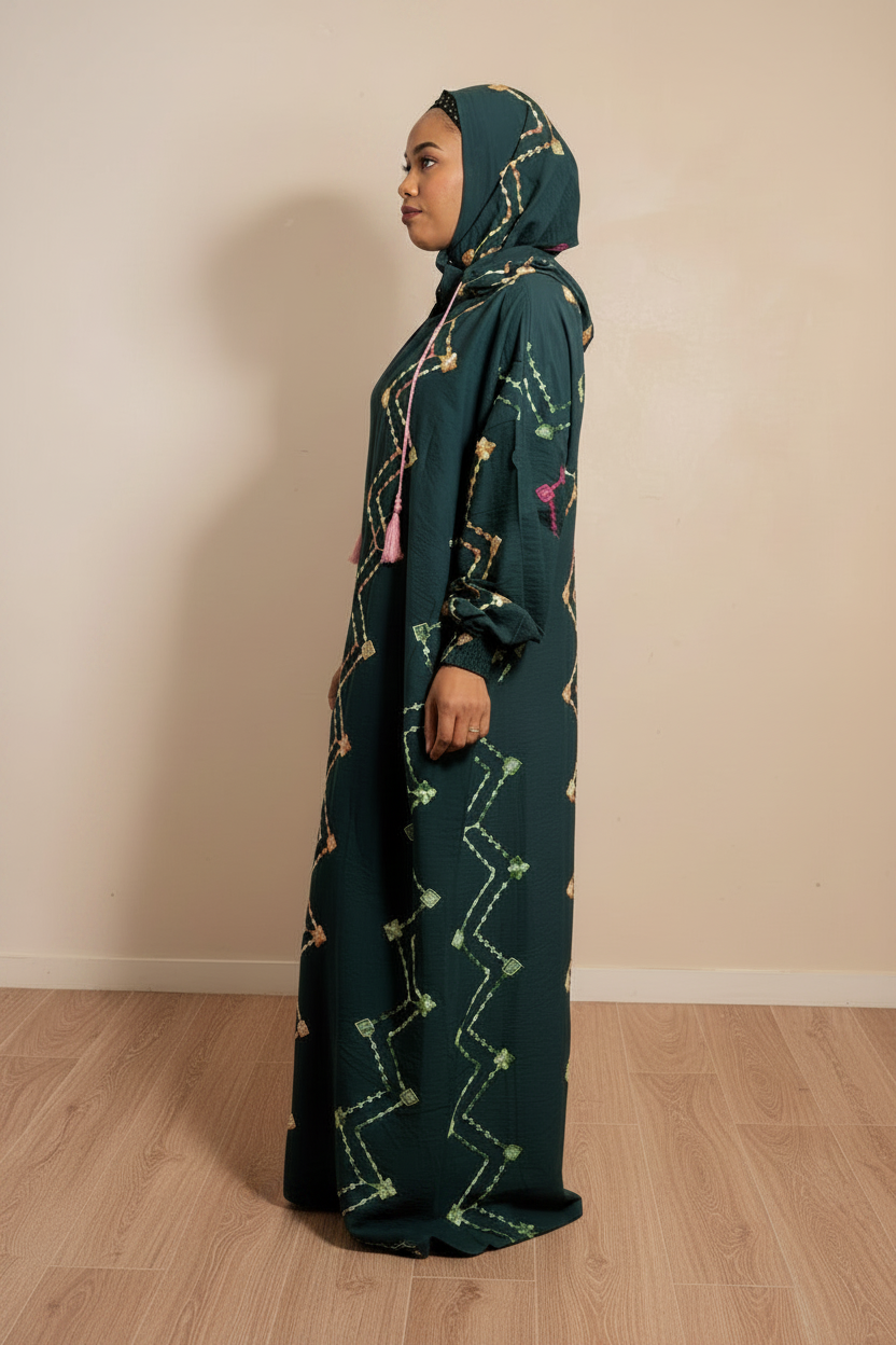 Shop by Lyah – Robe de prière Yasmine – Vert / Rouge Bordeaux – Vue 4