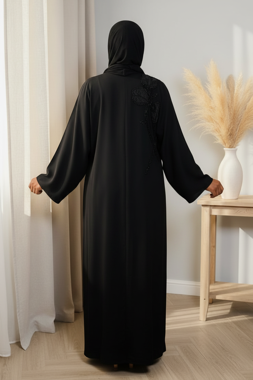 Abaya femme Rokia noire – vue de dos, manches larges