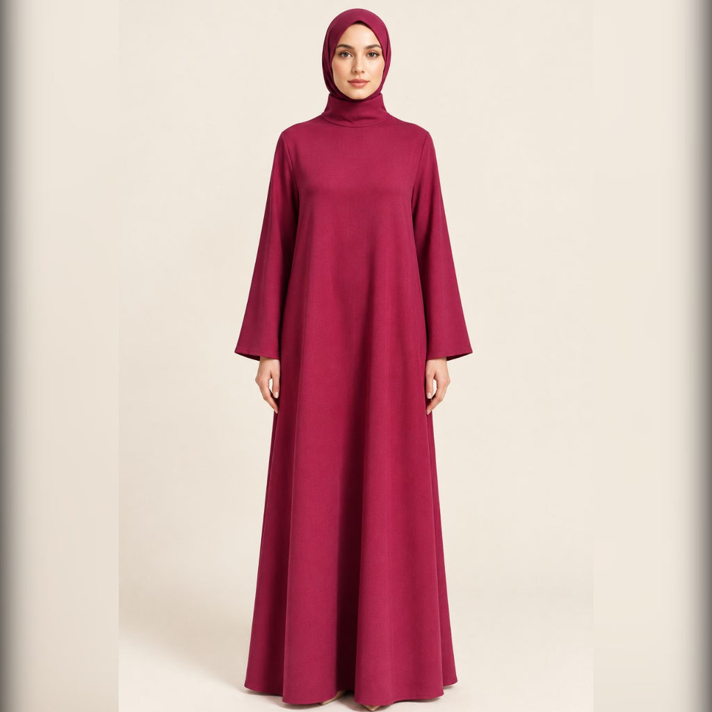 Robe d'hiver Salma bordeaux portée avec voile – vue de face, modest fashion - Shop by Lyah